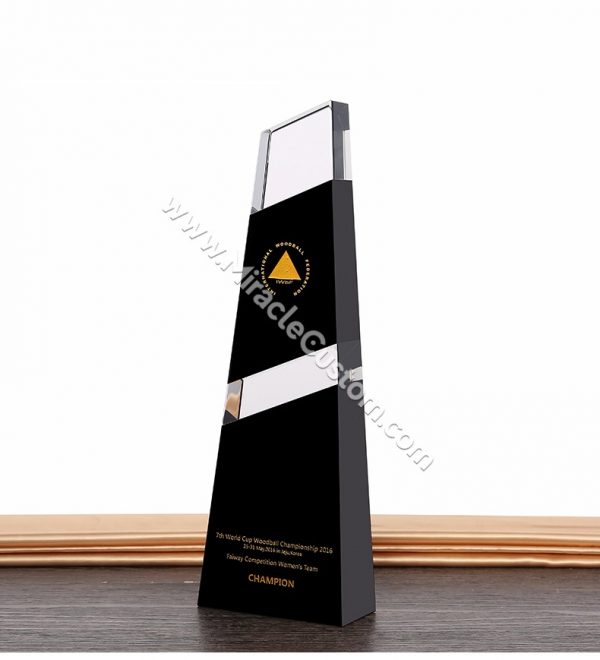 Black Finish Glass Awards eye of the crystal creative Glass Shield Stand-Up Award