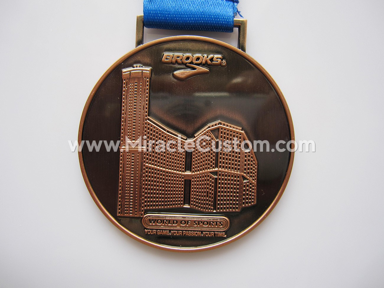 Custom challenge medals with shiny finish sports medals