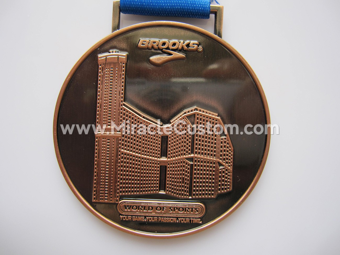 Custom challenge medals with shiny finish sports medals