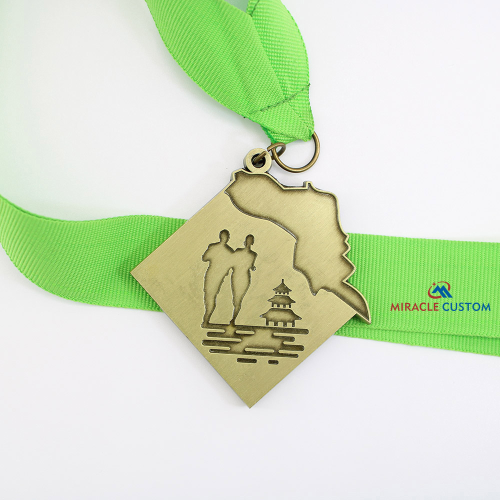 Custom Fitness Run 2016 Finisher Medals JurongVille Beyond self