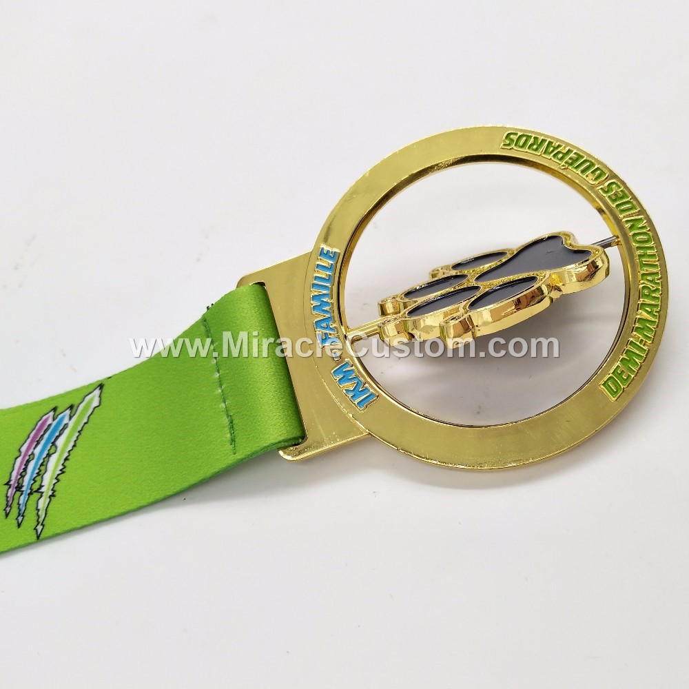 custom spin cast medals