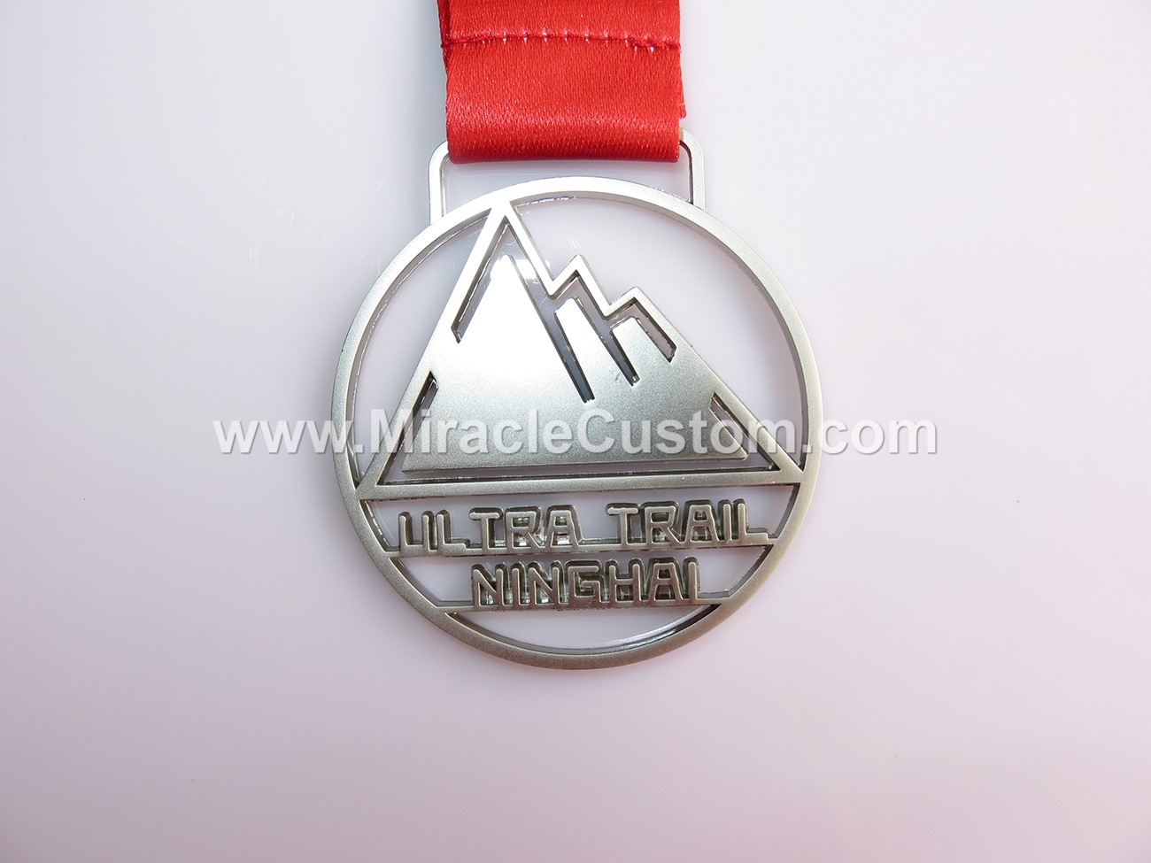 bespoke cut out race medals