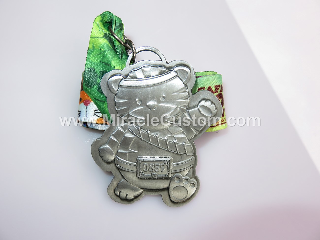 custom zoo run medals