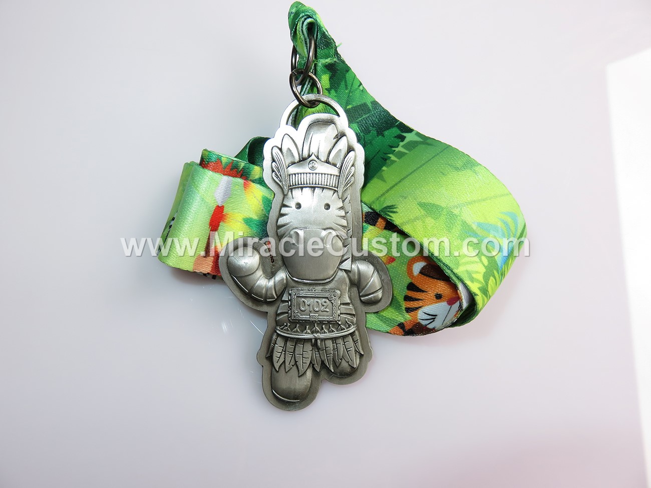 custom zoo run medals