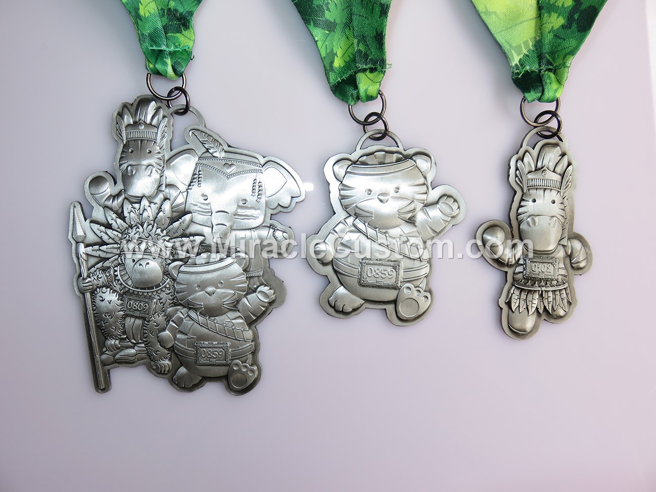 custom zoo run medals