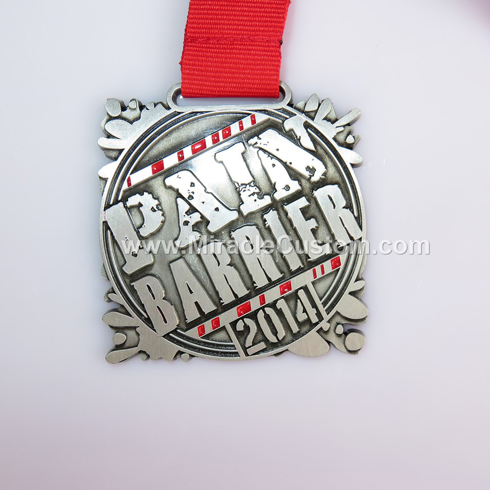 custom 10k mud race medals