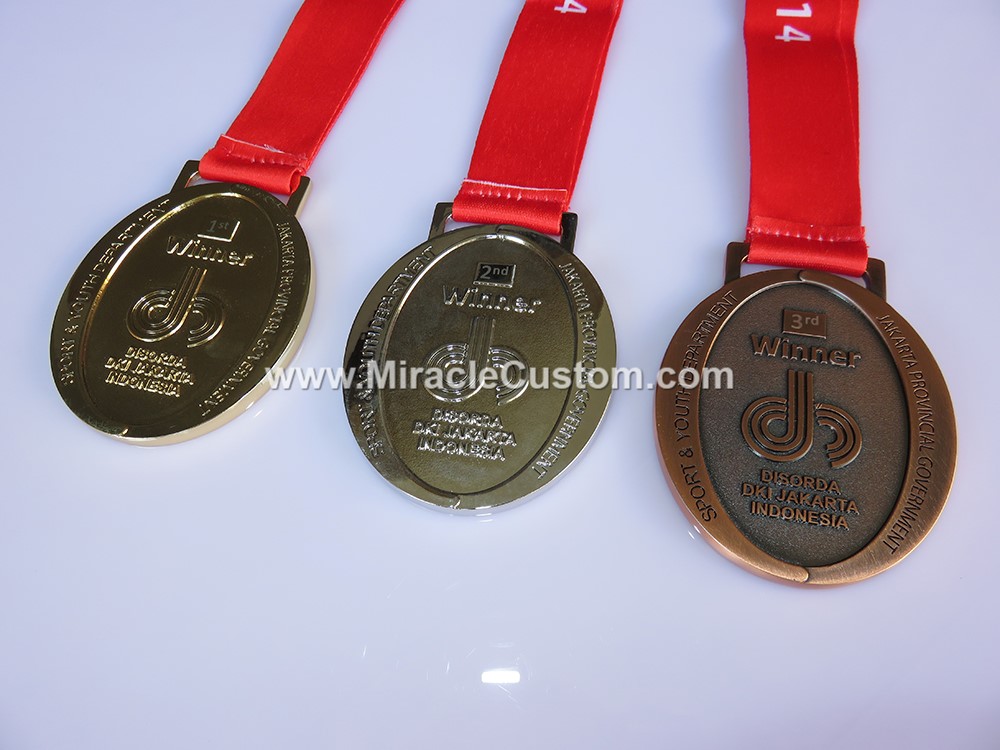  custom running events indonesia marathon medals