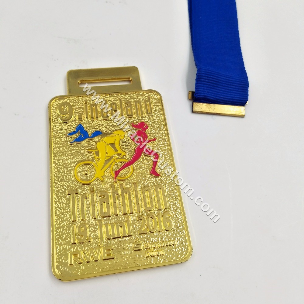 custom triathlon medals