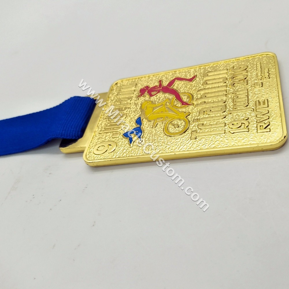 custom triathlon medals