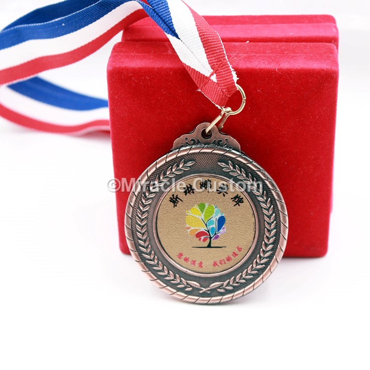 custom inserts medals