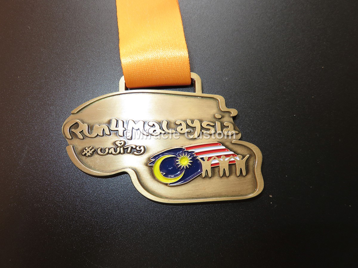 custom sports medals