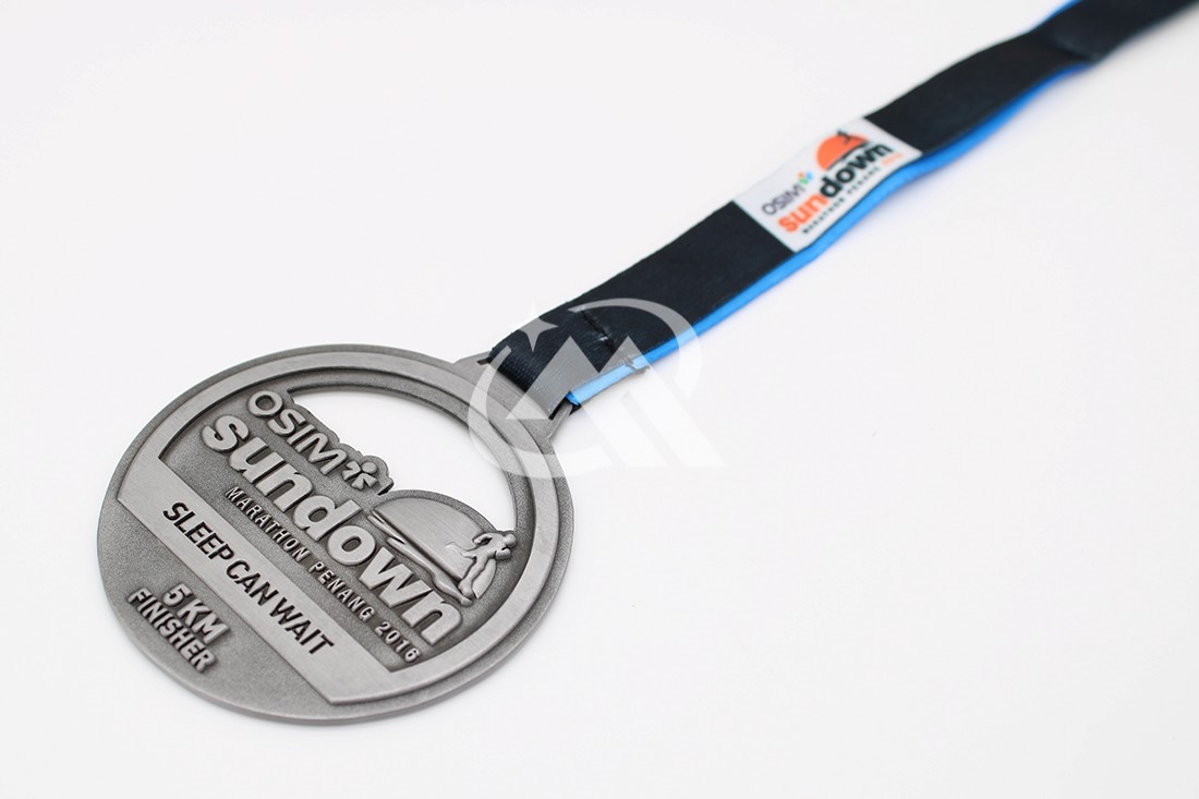 custom marathon antique hollowed out running medals