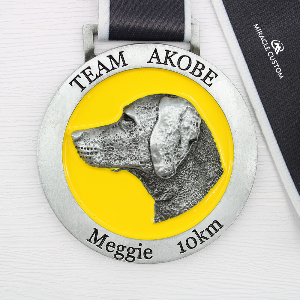 Custom Team AKobE Marathon Meggie 10km Finisher Medals