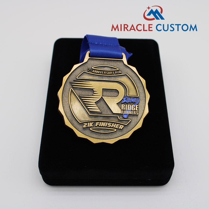 custom 21k finisher medals