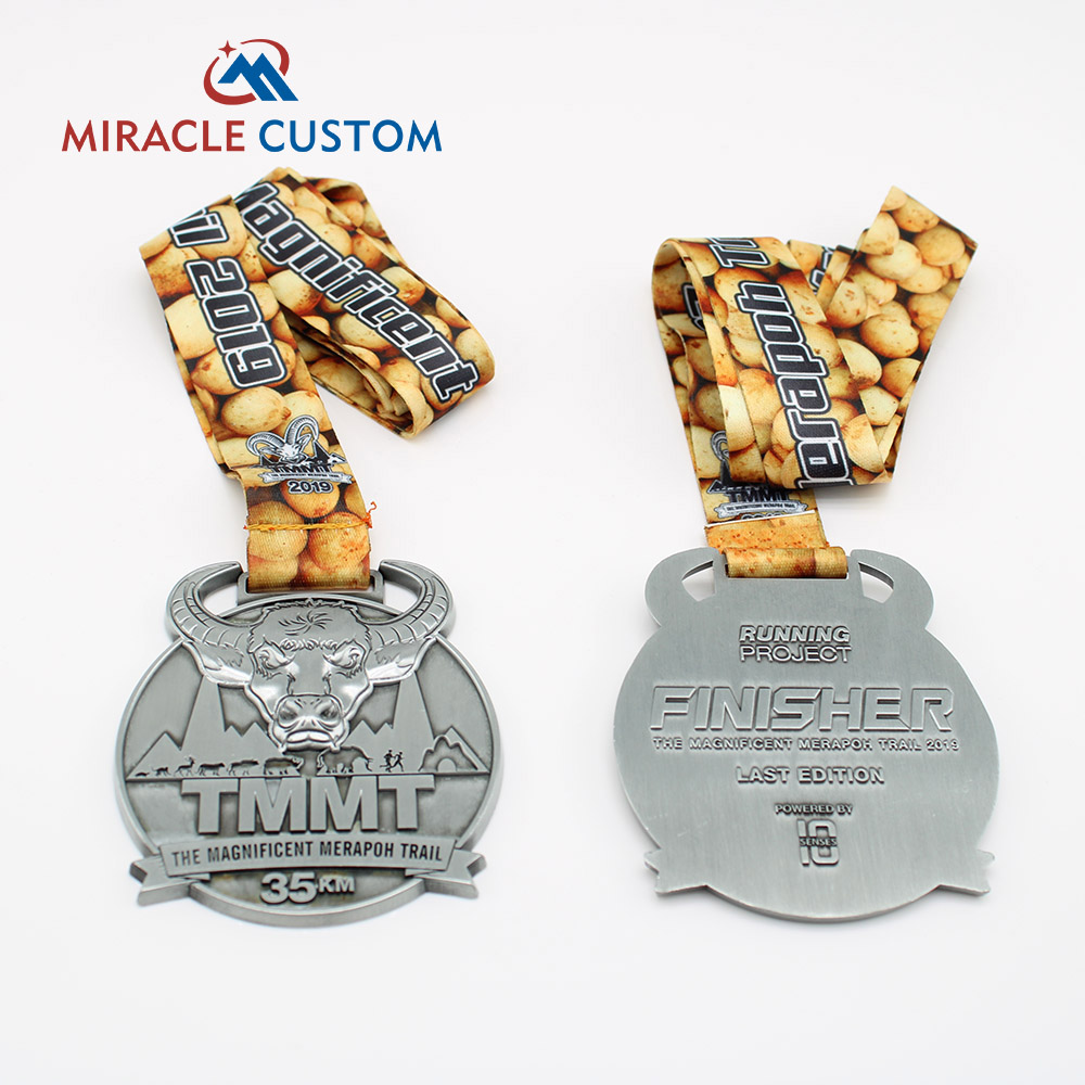 custom marathon running medals