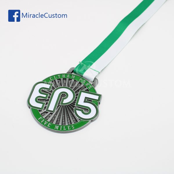 custom medals with sandblasting