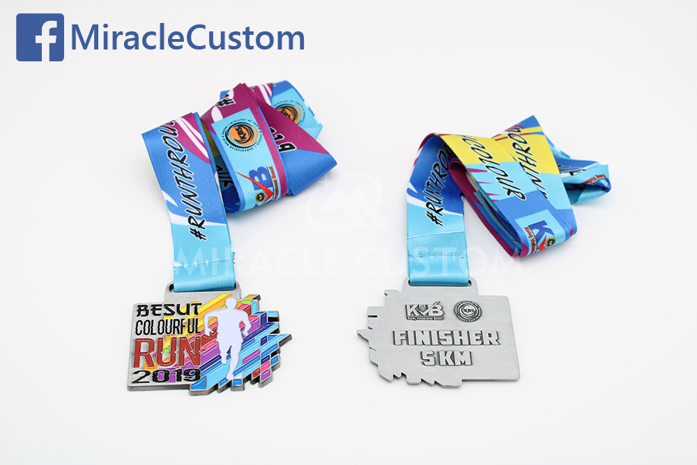 custom colorful run finisher medals