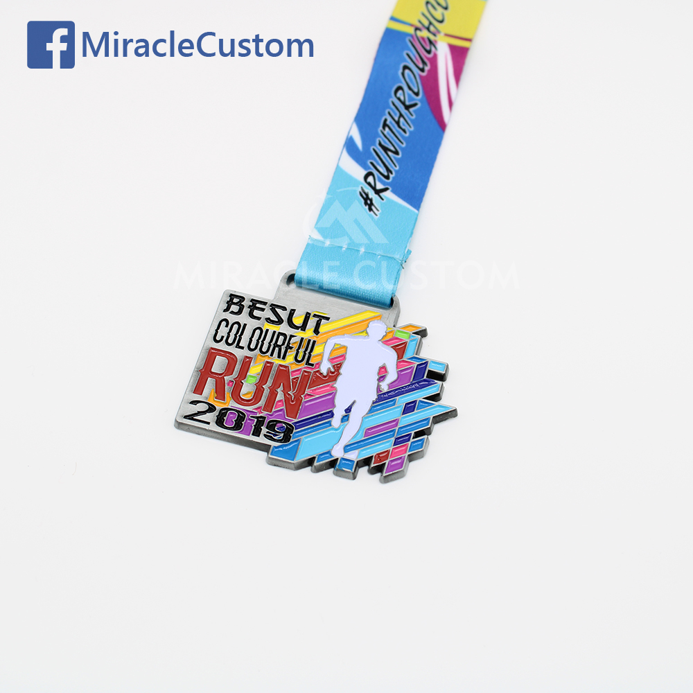 custom colorful run finisher medals