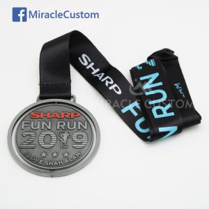 Custom fun run finisher medals