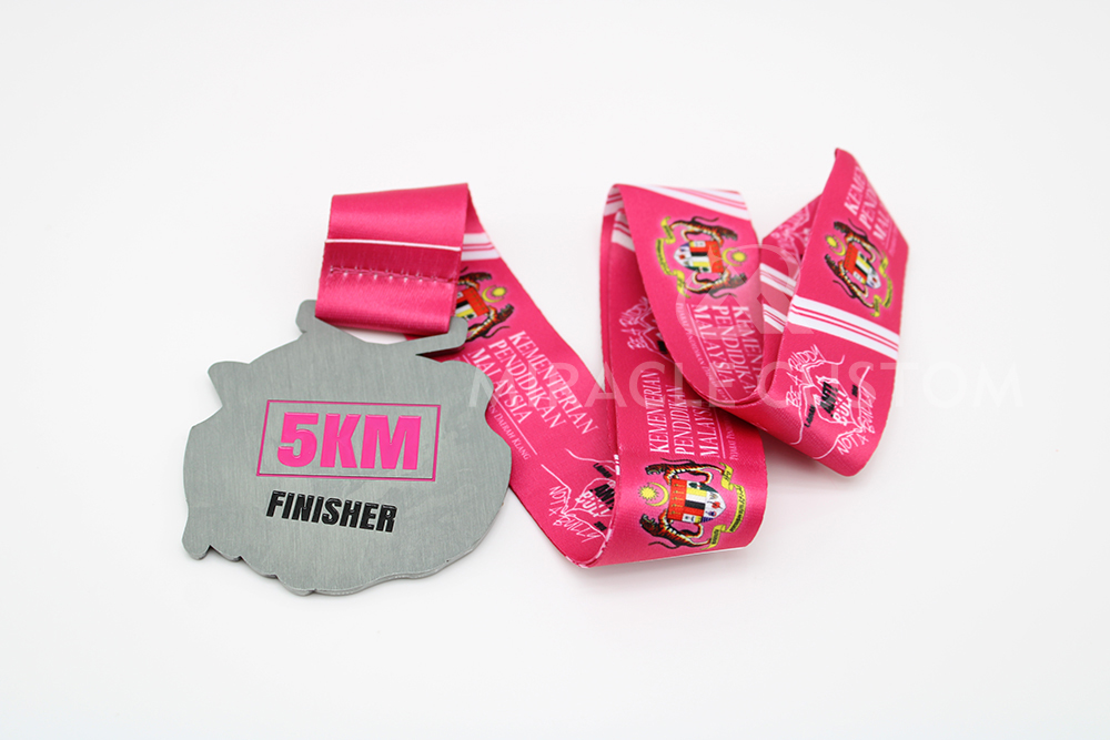 custom 5km finisher race medals