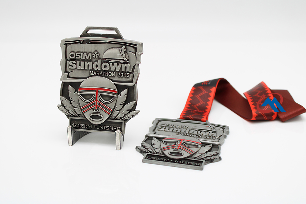 sundown marathon 2015 medals