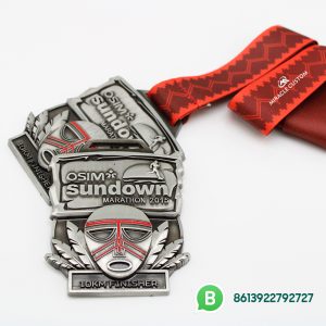 sundown marathon 2015 medals