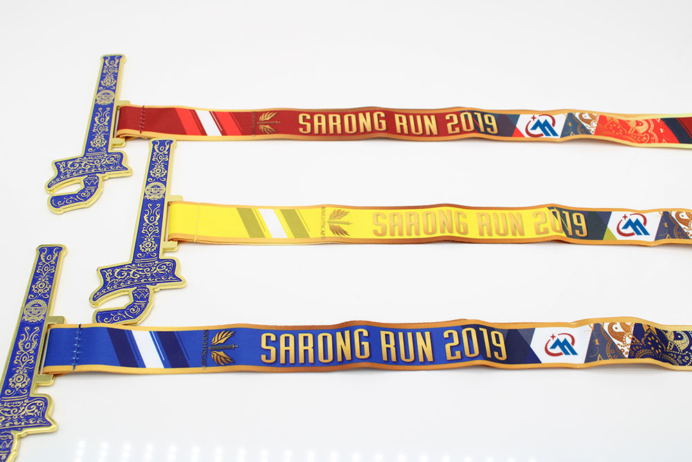 custom 10K runs medals