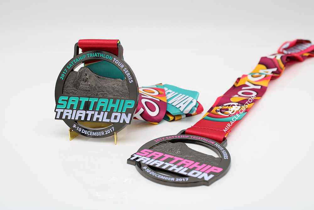 custom triathlon sports medals