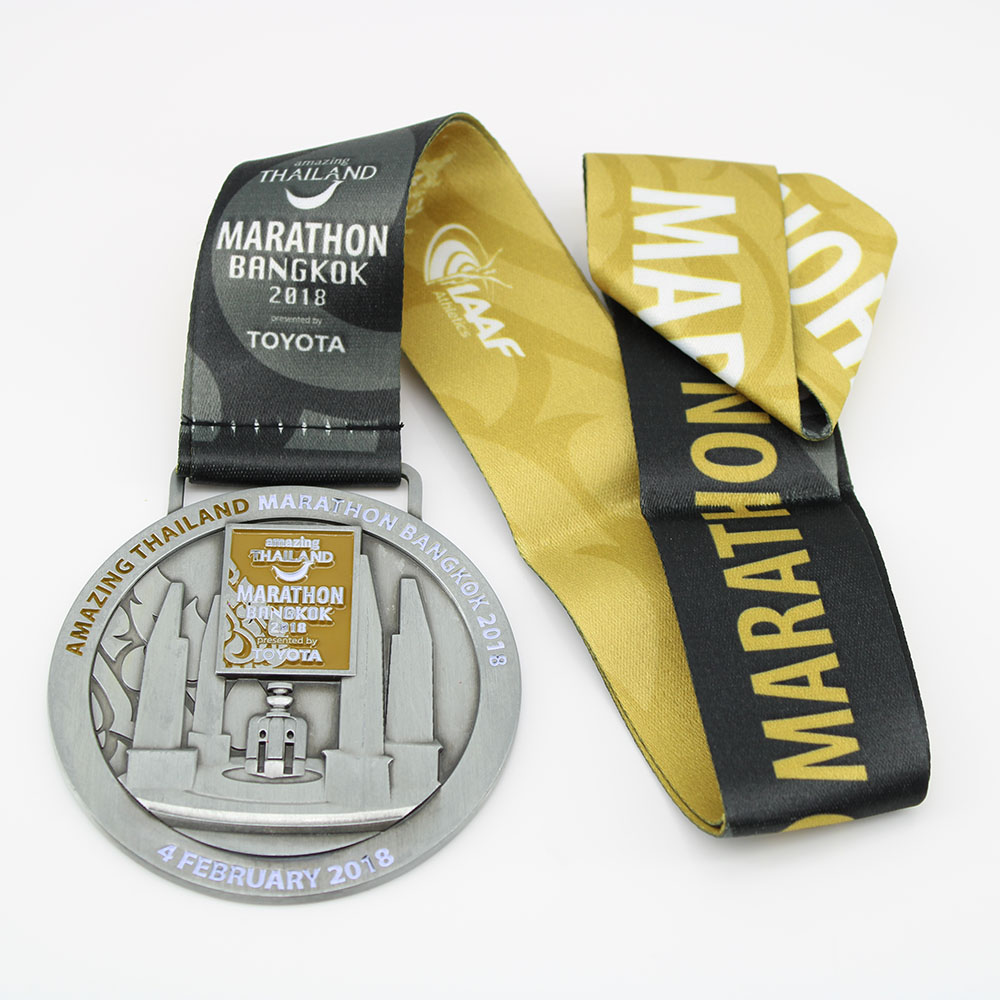 amazing thailand marathon medals