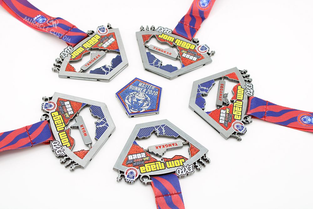 Custom Multiple Piece Spin Medals with Magnet and glitters