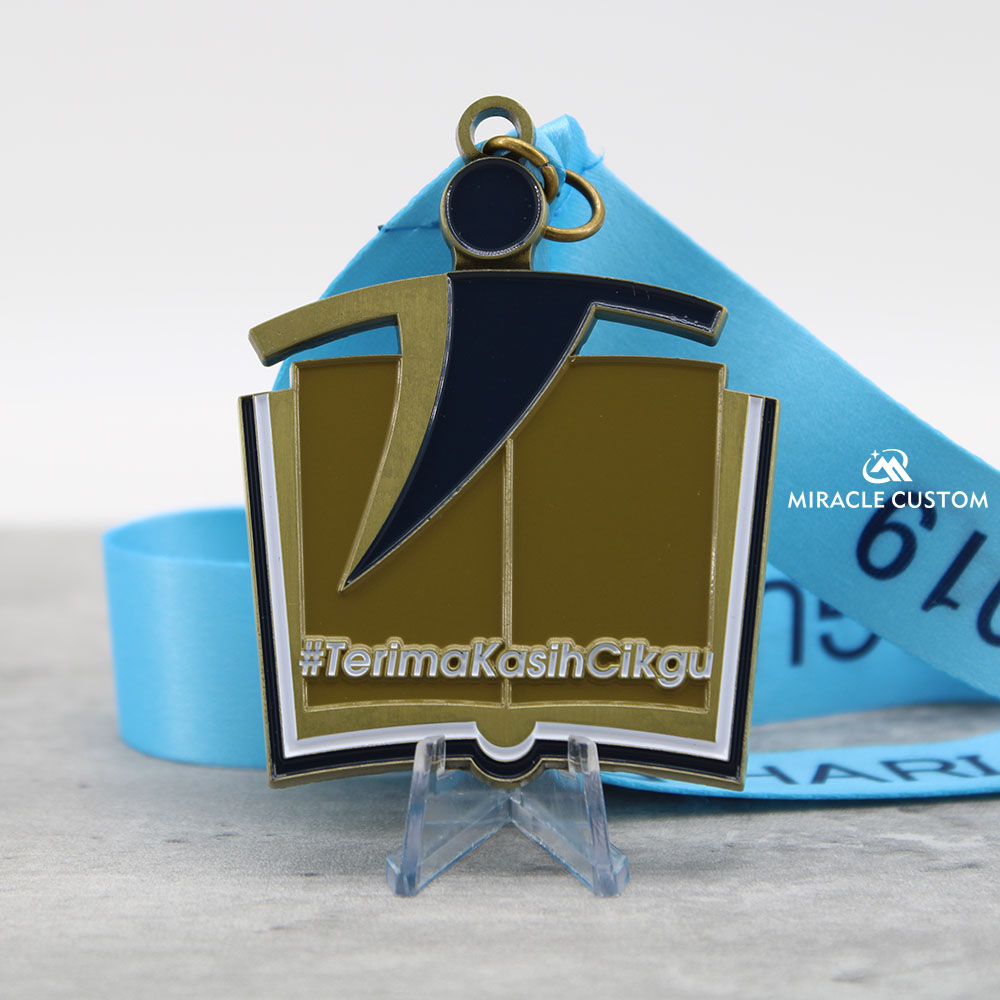 Custom Teachers Day Virtual Run Medals