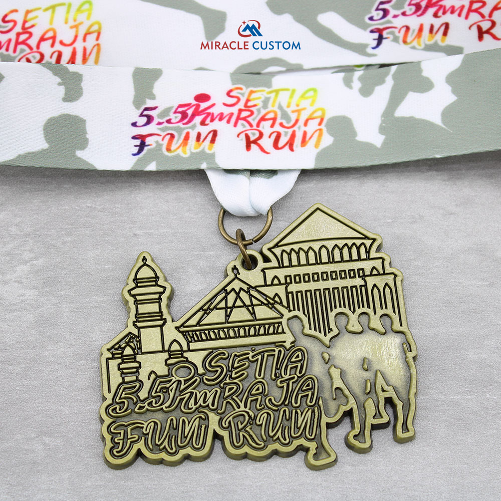 Custom Sertai Larian Setia Raja Fun Run Medals