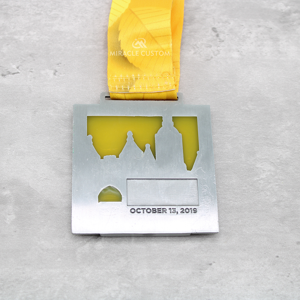 Custom Eversource Hartford half marathon medals