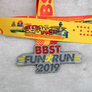 Custom Tahun Melawat Sepang Malaysia Fun Run Medals