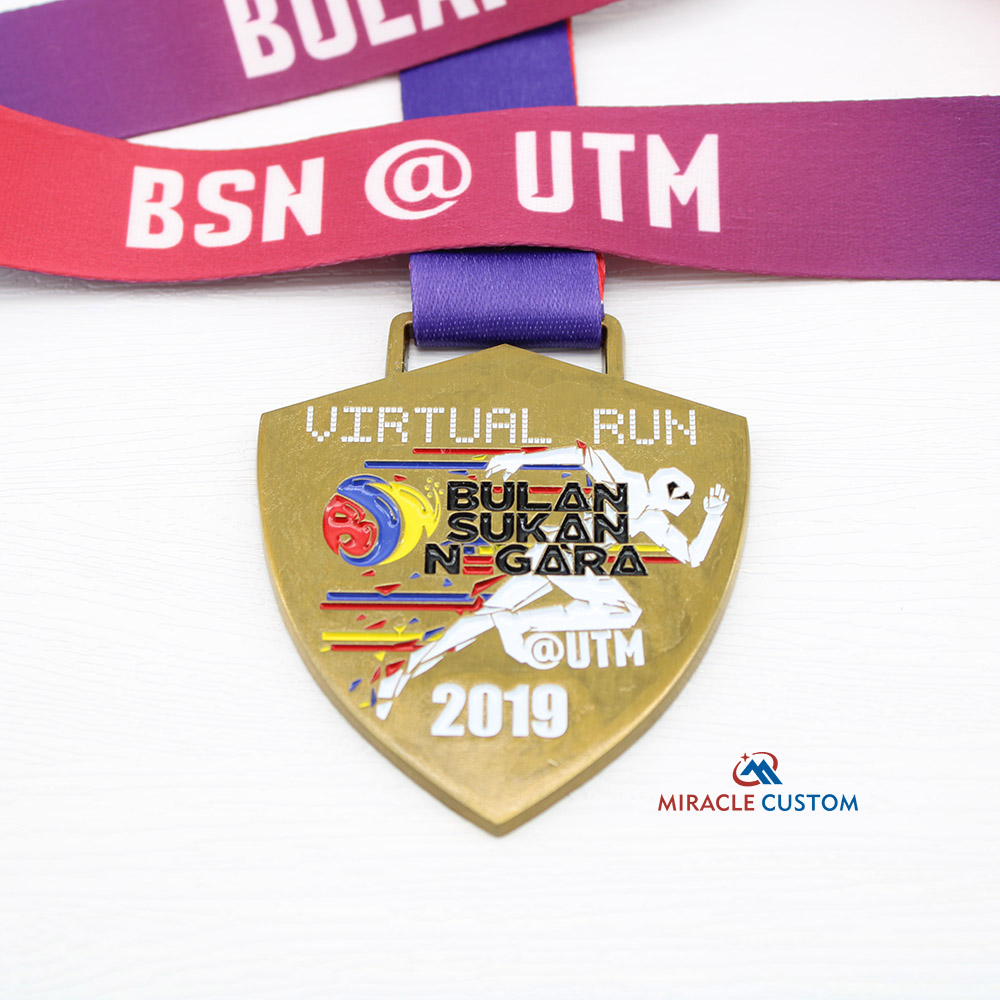 Custom Bulan Sukan Negara UTM 2019 Half Marathon Medals