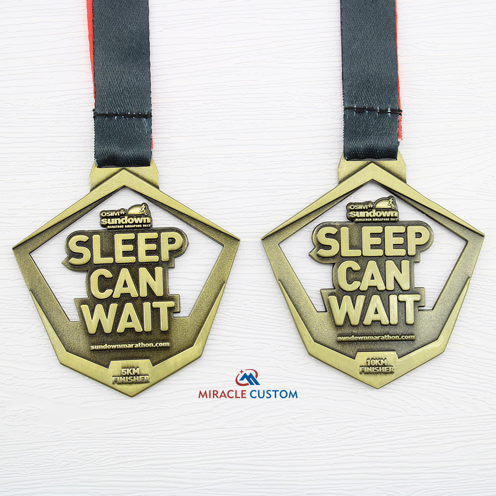 Custom OSIM Sundown Marathon Singapore 5KM 10KM Fun Run Medals