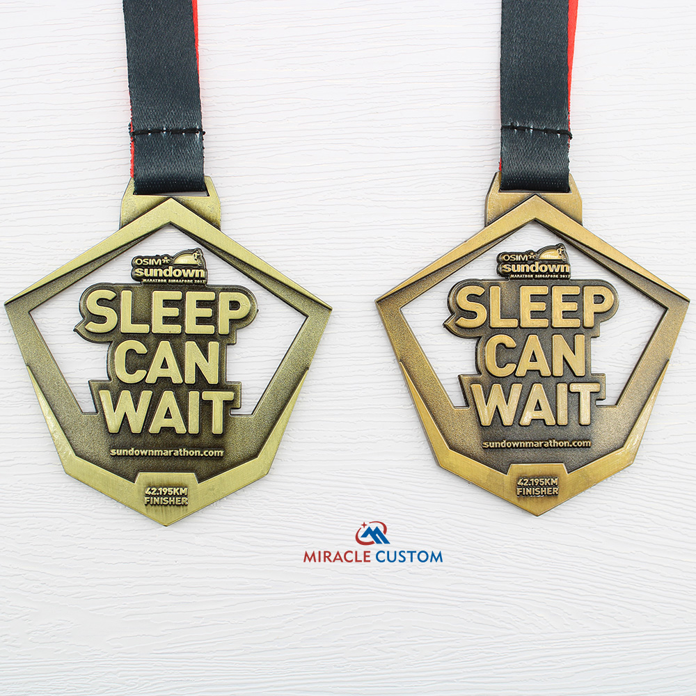 Custom OSIM Sundown Marathon Singapore 42.195KM Marathon Medals