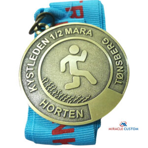 Custom Medals Die Struck Iron Marathon Medals Kystleden halvmaraton 2021