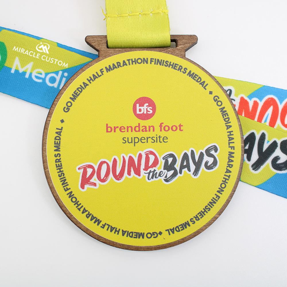 Custom ECO Friendly Go Media Half Marathon Wooden Medals