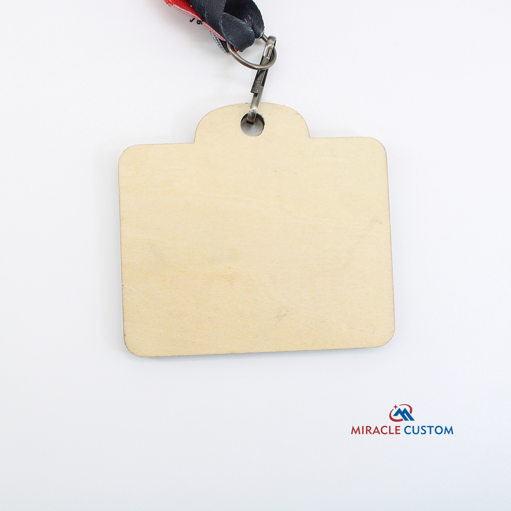 Custom ECO Friendly Engraved Wood Race Medals
