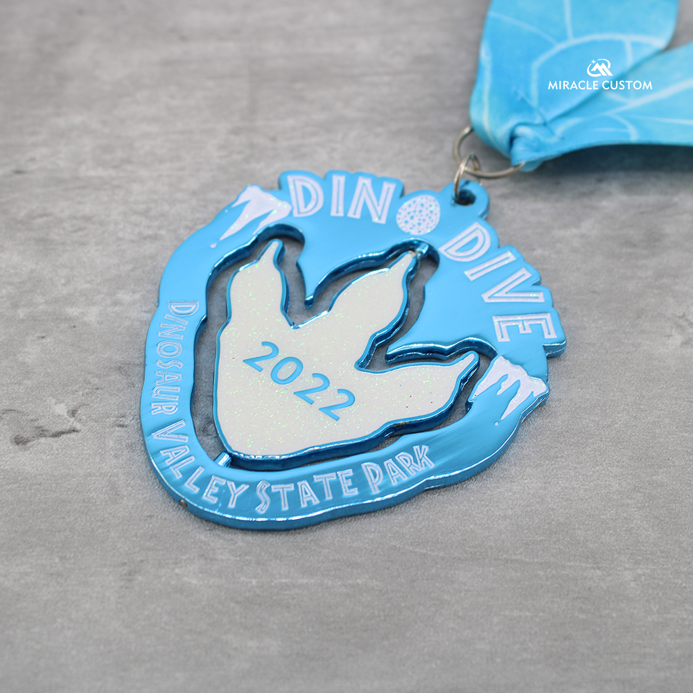 Custom Dino Dive Colorful Paint Spin Medals with Glitters